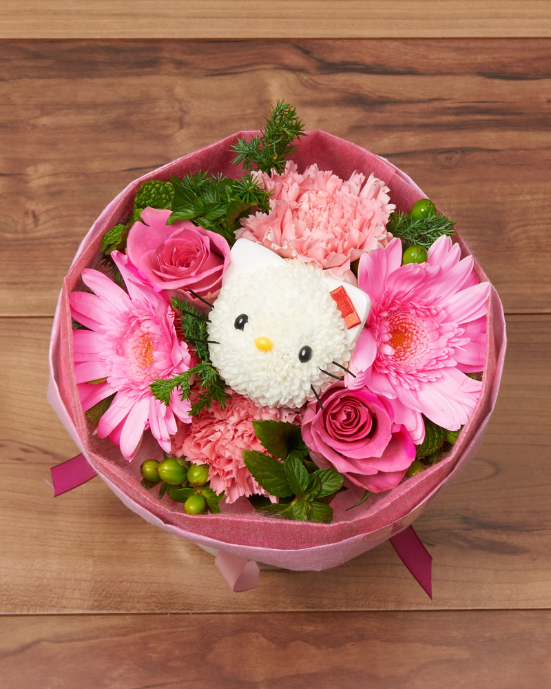 キティブーケ ピンク キティちゃんの花束フラワーギフトはお花屋さん